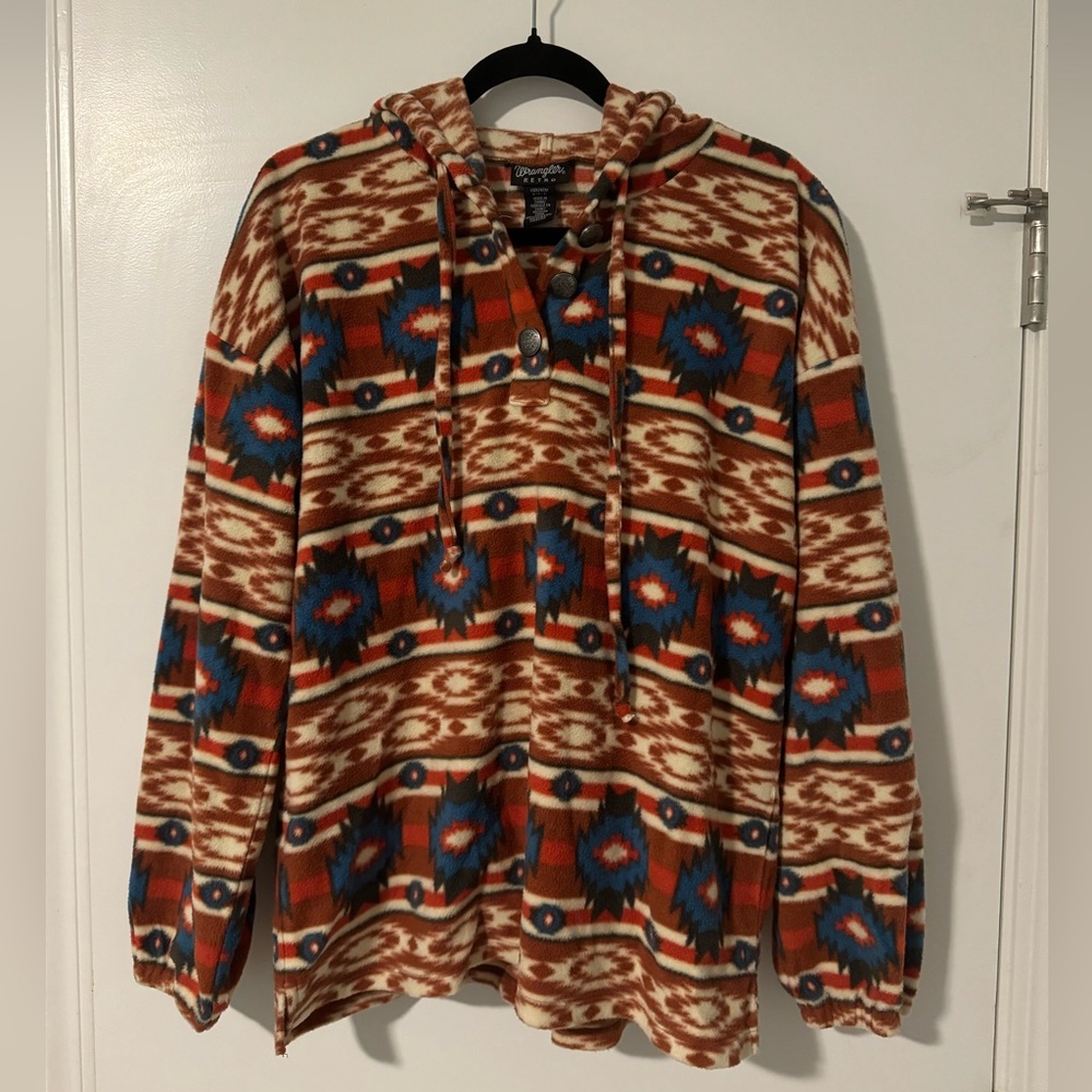 Wrangles Western Aztec Pull Over women’s size: S